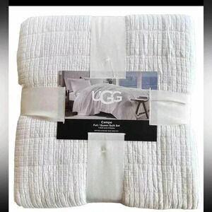 Ugg Campo Full / Queen Quilt Set